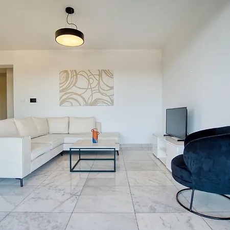 Forest 402 2 Bed Apartament Pafos